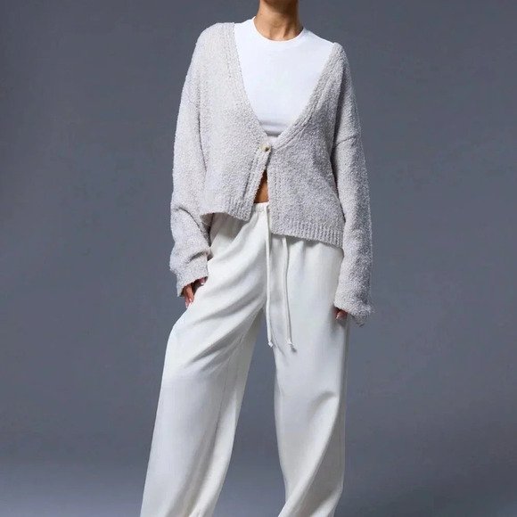 Light Grey Casual Women's One Button Long Sleeve Knit Cardigan - Picture 4 of 5